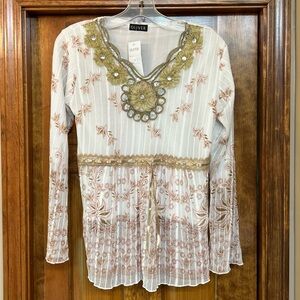BOHO Blouse Floral‎ Embroidered Embellished NWT 💥SALE💥